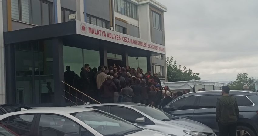 Malatya'nın Akçadağ ilçesinde evinde bıçakla yaralı halde bulunmasının ardından Emine