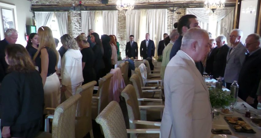 Manisa Büyükşehir Belediye Başkanı Besim Dutlulu, Manisa Mimarlar Odası tarafından düzenlenen