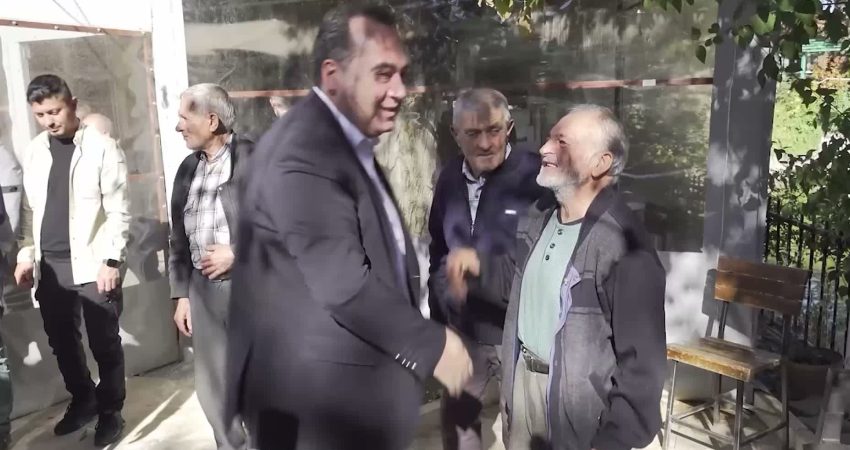 Manisa Büyükşehir Belediyesi, Kula’da yedi mahalleyi birbirine bağlayan 30 kilometrelik