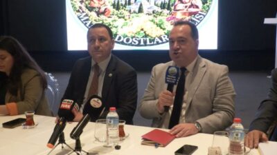 Manisa Büyükşehir Belediye Başkanı Besim Dutlulu, Manisa Dostlar Meclisi tarafından