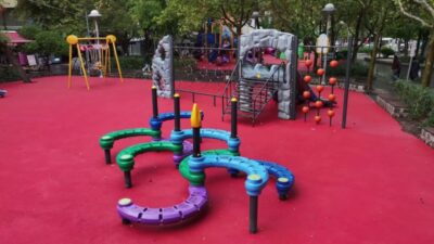 Manisa Büyükşehir Belediyesi, kent genelindeki park, çocuk oyun alanları, fitness