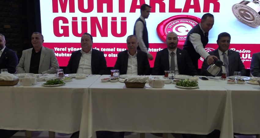 Manisa’da Muhtarlar Günü buluşması… Dutlulu: “Muhtarlarla işbirliğimizi sürdüreceğiz” Manisa Büyükşehir Belediye Başkanı Besim Dutlulu, Yunusemre Belediye Başkanı Semih