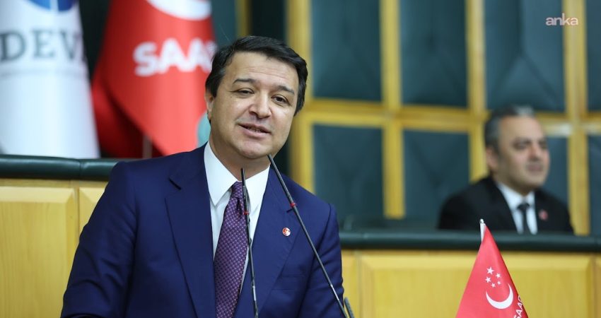 Saadet Partisi Genel Başkanı Mahmut Arıkan, Manisa’nın Akhisar ilçesinde meydana