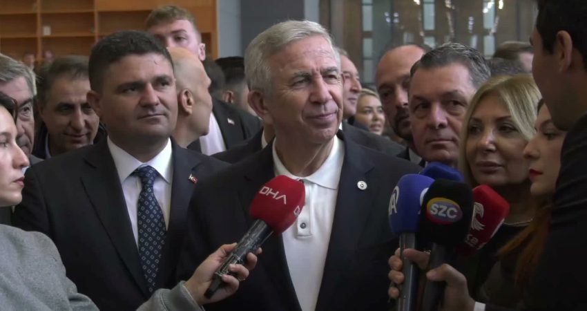 ABB Başkanı Mansur Yavaş, parti değiştiren belediye başkanlarıyla ilgili, "Belediye