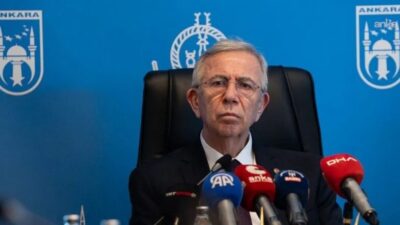 Ankara Büyükşehir Belediye Başkanı Mansur Yavaş, Erdal İnönü'yü vefatının 19'uncu yılında