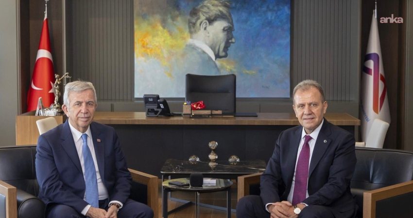 Ankara Büyükşehir Belediye Başkanı Mansur Yavaş, Mersin Büyükşehir Belediye Başkanı