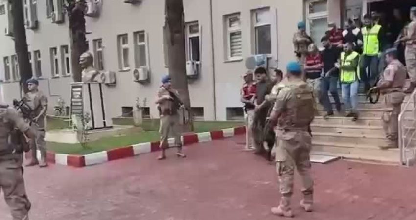 Mardin merkezli 10 ilde, internet ve sosyal medya üzerinden vatandaşları