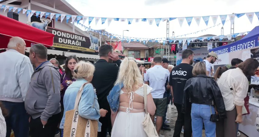Marmaris Deniz Ürünleri Festivali heyecanı, Selimiye’yi sardı Marmaris Deniz Ürünleri Festivali’nin Selimiye'de düzenlenen ikinci günü yoğun katılımla