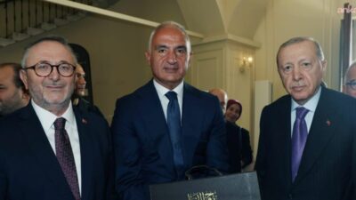 Kültür ve Turizm Bakanı Mehmet Nuri Ersoy, İsmâil Hakkı Bursevî’nin