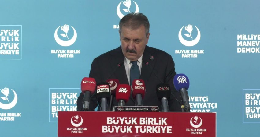Büyük Birlik Partisi Genel Başkanı Mustafa Destici, Mekke Ortak Savunma
