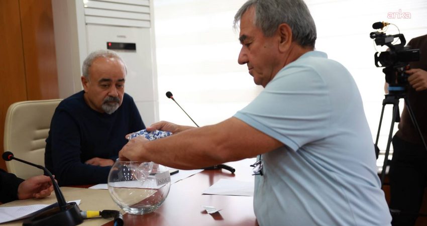 Merkezefendi Belediyesi'nin hizmete sunduğu Hobi Bahçesi'nde 95 parsel sahibini buldu. Çekilişte