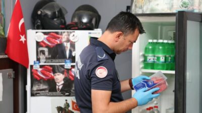 Merkezefendi Belediyesi, öğrencilerin sağlıklı ve güvenli ortamlarda eğitim görmesi amacıyla