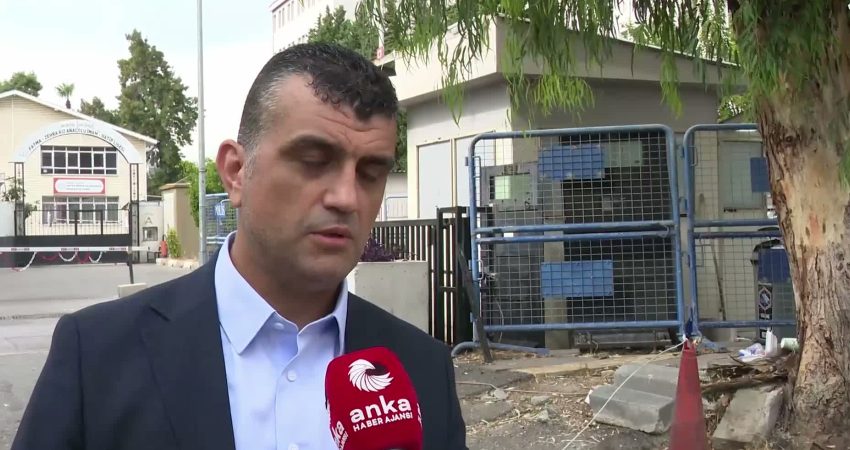Mersin Barosu Başkanı Gazi Özdemir,  İl Emniyet Müdürlüğü'nde Türkiye Belediyeler