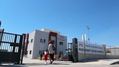 Mersin Büyükşehir Belediyesi bünyesinde faaliyet gösteren Çocuk Kampüsleri, yeni eğitim-öğretim