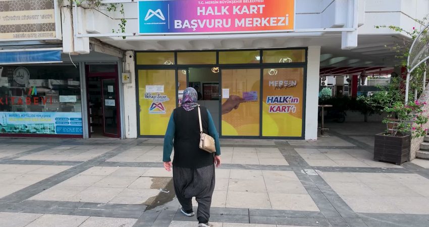 Mersin Büyükşehir Belediyesi’nin 2019 yılında başlattığı “Halk Kart” uygulamasıyla bugüne