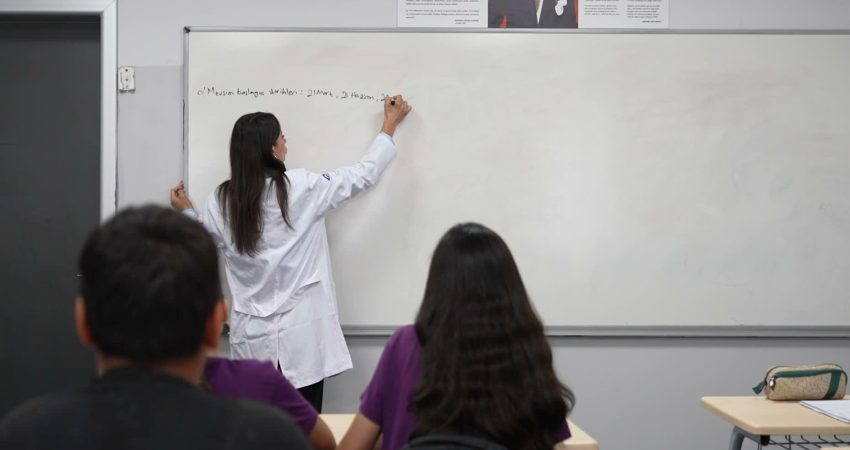 Mersin Büyükşehir Belediyesi Eğitim ve Öğretimi Destekleme Kurs Merkezleri'nde 2026-2027