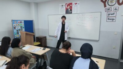 Mersin Büyükşehir Belediyesi MERCEK Meslek Edindirme ve Eğitim Merkezleri'nde verilen