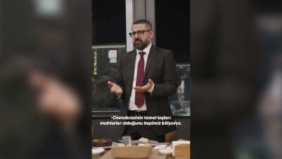 Mezitli Belediye Başkan Vekili Turgut Selağzı ve belediye meclis üyeleri,