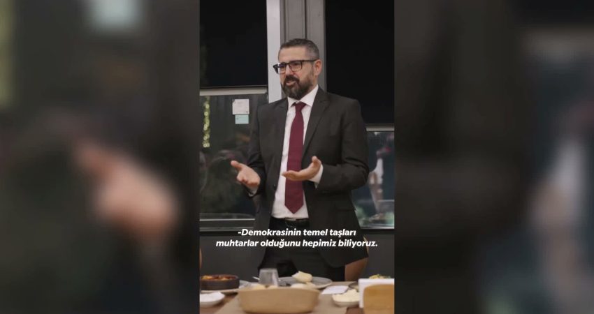 Mezitli Belediye Başkan Vekili Selağzı, muhtarlarla buluştu Mezitli Belediye Başkan Vekili Turgut Selağzı ve belediye meclis üyeleri,
