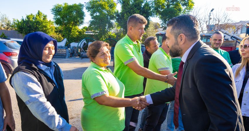 Mezitli Belediye Başkan Vekili Turgut Selağzı, belediyenin ana hizmet binası