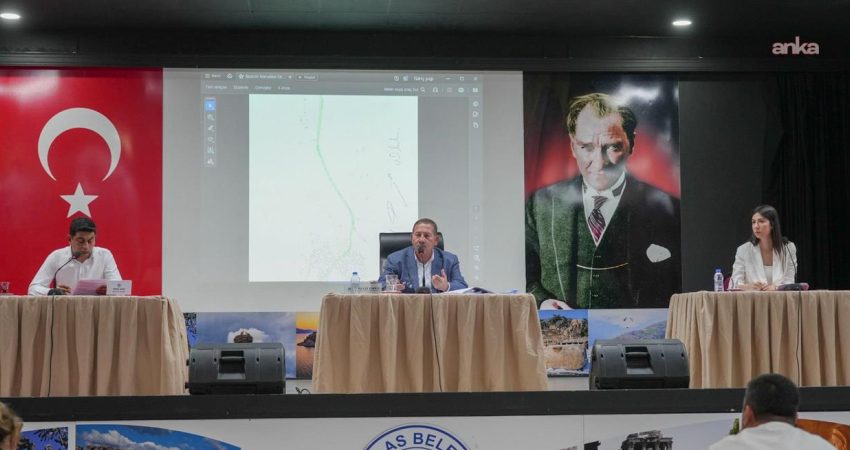 Milas Belediye Meclisi, başkan vekili seçimi için 3 Kasım’da toplanacak Muğla Valiliği, Milas Belediye Meclisi'nin tutuklanarak görevden uzaklaştırılan Belediye Başkanı