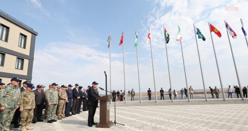 Milli Savunma Bakanı Yaşar Güler, Azerbaycan Savunma Bakanı Orgeneral Zakir