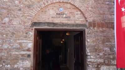 Mudanya Mütarekesi’nin 104'üncü yılı dolayısıyla düzenlenen Mudanya Uluslararası Barış Sempozyumu,