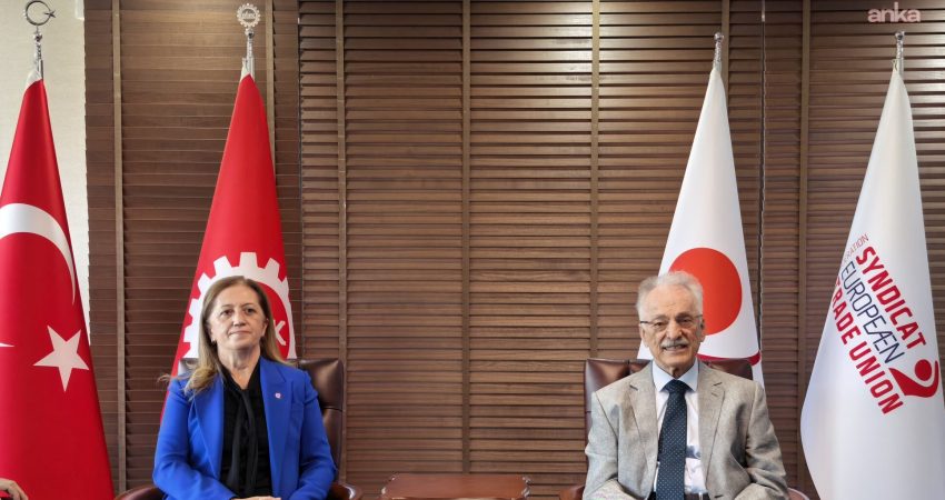 Eski SHP Genel Başkanı Murat Karayalçın, genel merkezini İstanbul'dan Ankara'ya