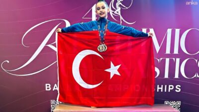 Muratpaşa Belediyespor’un milli sporcusu Asel Lina Şahin, İstanbul’da düzenlenen 4.
