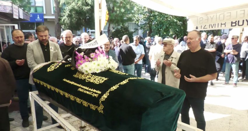 Nişanlısının öldürdüğü avukat Özge, son yolculuğuna uğurlandı İzmir’in Menemen ilçesinde polis memuru nişanlısı tarafından tabancayla vurularak öldürülen