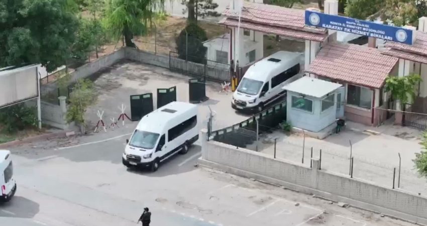 İçişleri Bakanlığı, "nitelikli dolandırıcılık" suçuna yönelik 15 ilde düzenlenen operasyonlarda