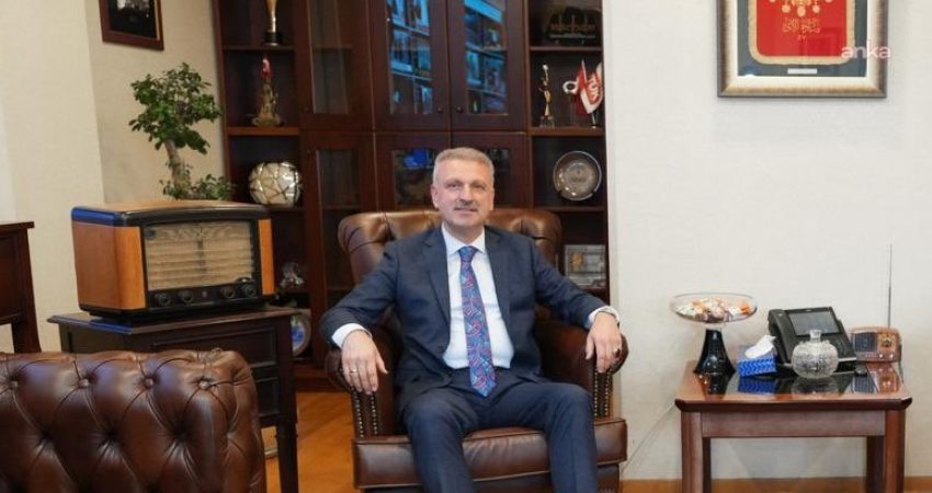 Cumhurbaşkanı Başdanışmanı Oktay Saral, Sağlık Bakanı Kemal Memişoğlu tarafından açıklanan