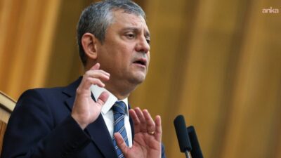 YENİ Parti Genel Başkanı Özgür Özel, belediye başkanlarının AK Parti'ye