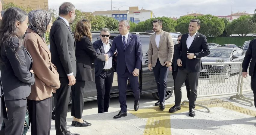 YENİ Parti Genel Başkanı Özgür Özel, tutuklu Cumhurbaşkanı adayı ve