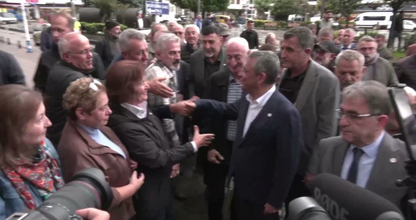 YENİ Parti Genel Başkanı Özgür Özel, Cumhurbaşkanı Recep Tayyip Erdoğan'ın