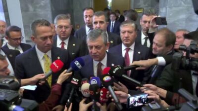 YENİ Parti Genel Başkanı Özgür Özel, Adalet Bakanı Akın Gürlek'in
