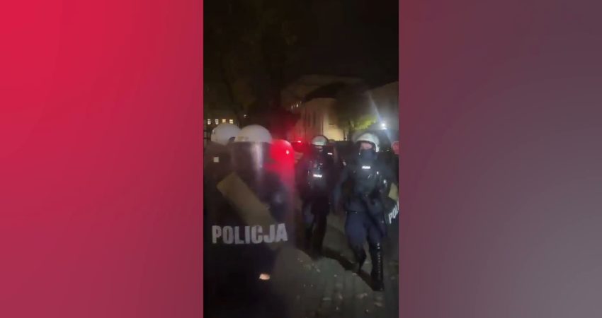 Polonya’da Anayasa Mahkemesi Başkanı ve yardımcısının görevden uzaklaştırılmasına ilişkin duyuru,