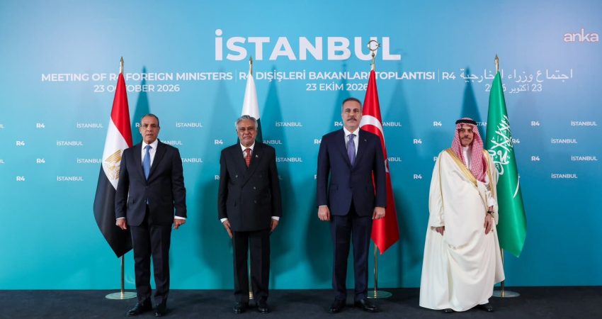Türkiye, Mısır, Pakistan ve Suudi Arabistan Dışişleri Bakanları, İstanbul’daki R4
