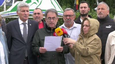 Rize’de YENİ Parti İl Başkanlığı’nın çağrısıyla bir araya gelen siyasi