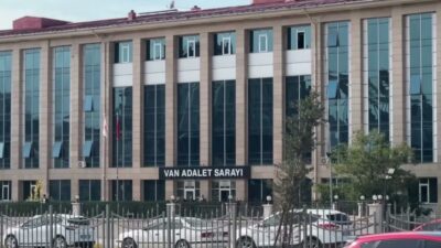 Kaybolduktan günler sonra Van Gölü kıyısında cansız bedeni bulunan Rojin
