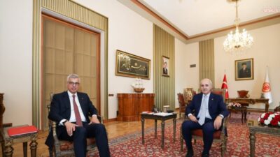 Sağlık Bakanı Kemal Memişoğlu, TBMM Başkanı Numan Kurtulmuş’u Meclis’te ziyaret