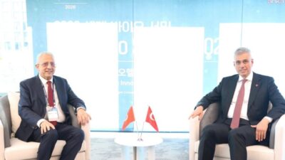 Sağlık Bakanı Kemal Memişoğlu, resmi temaslarda bulunmak üzere gittiği Güney