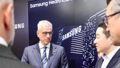 Sağlık Bakanı Kemal Memişoğlu, Güney Kore’de Samsung Medison’u ziyaret ederek,