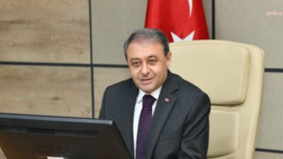 Şanlıurfa Valisi Hasan Şıldak, Ankara-Şanlıurfa seferini yapan yolcu uçağındaki tüm