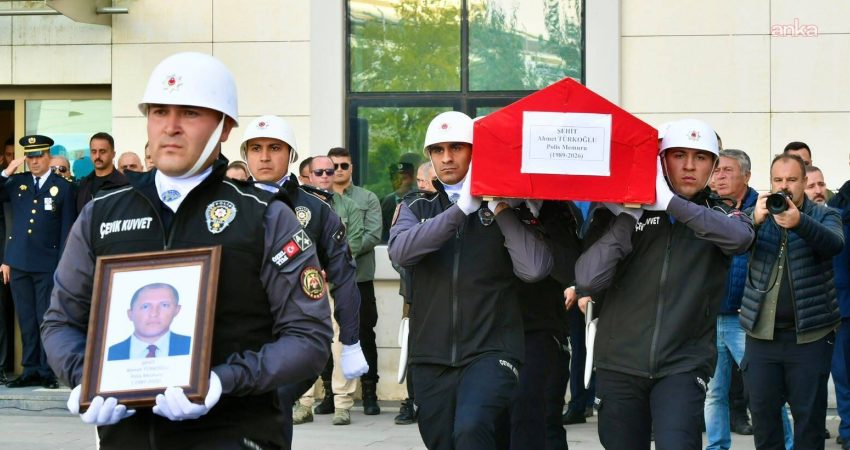 Ankara'nın Pursaklar ilçesindeki polis uygulama noktasında ateş açılması sonucu şehit
