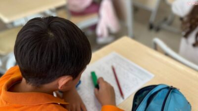 Şehzadeler Belediyesi'nin ilkokul öğrencilerinin okuma yazma ve Türkçe dil becerilerini