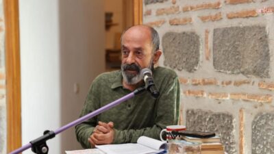 Şehzadeler Belediyesi'nin destekleriyle tarihi Kurşunlu Han’da düzenlenen “Şiir Evi Etkinlikleri”