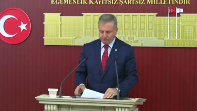 Yeni Yol Partisi Grup Başkanvekili Selçuk Özdağ, tarım sektörünün bankalara