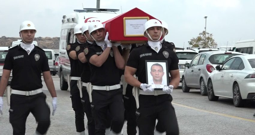 Sinop açıklarında alabora olan teknede hayatını kaybeden polis memuru Orhan