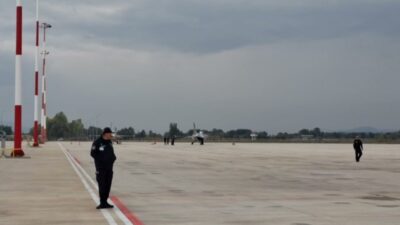 Türk Hava Kuvvetleri’nin gösteri ekibi SOLOTÜRK, Tokat Havalimanı’nda gösteri uçuşu